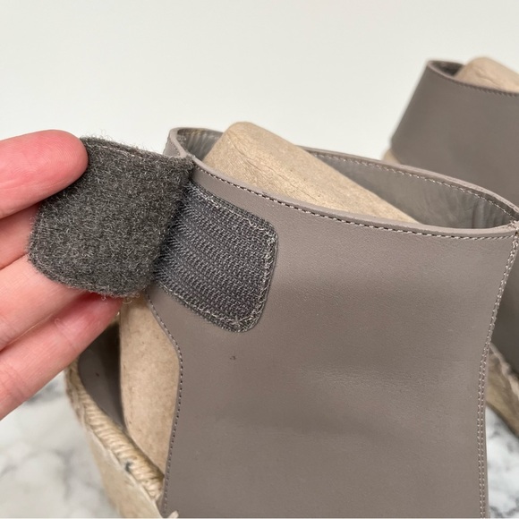 VINCE Gray Taupe Velcro Peep Toe Espadrille Wedge Sandals Size 8 - Picture 8 of 11